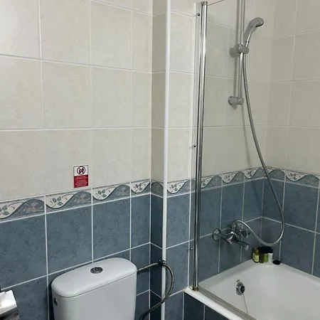 Iris Village, Near Kings Avenue Mall - By Noma Stays Cyprus Paphos