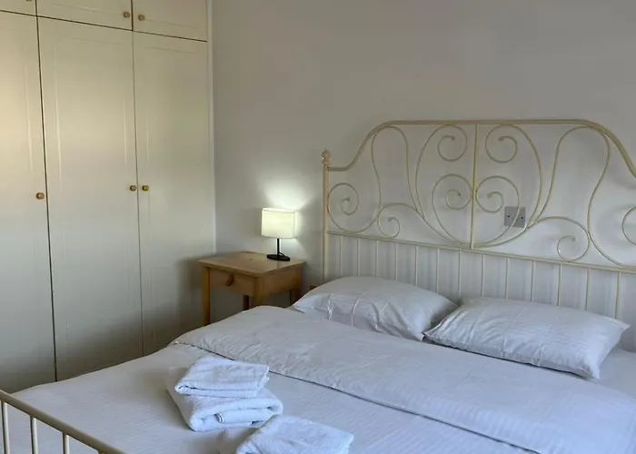 Apartmán Iris Village, Near Kings Avenue Mall - By Imh Travel & Tours