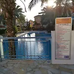 Iris Village, Near Kings Avenue Mall - By Imh Travel & Tours Διαμέρισμα Πάφος