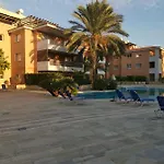 Iris Village, Near Kings Avenue Mall - By Imh Travel & Tours * Πάφος