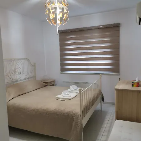 Iris Village, Near Kings Avenue Mall - By Imh Travel & Tours Appartamento