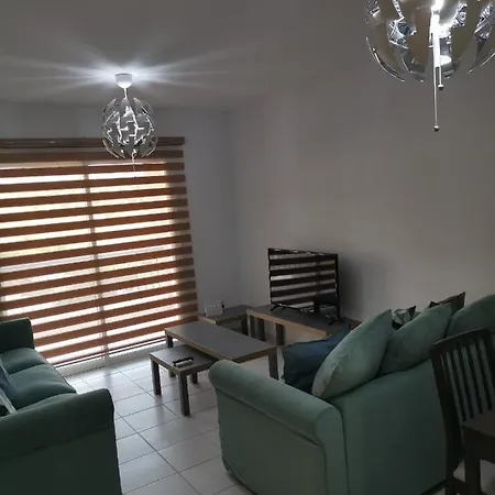 Iris Village, Near Kings Avenue Mall - By Imh Travel & Tours Appartamento Paphos