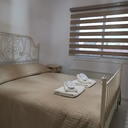 Appartamento Iris Village, Near Kings Avenue Mall - By Imh Travel & Tours *