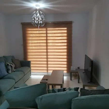 Appartamento Iris Village, Near Kings Avenue Mall - By Imh Travel & Tours *