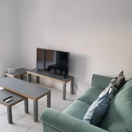 Appartamento Iris Village, Near Kings Avenue Mall - By Imh Travel & Tours Paphos