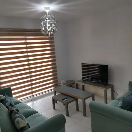 Iris Village, Near Kings Avenue Mall - By Imh Travel & Tours Appartamento Paphos
